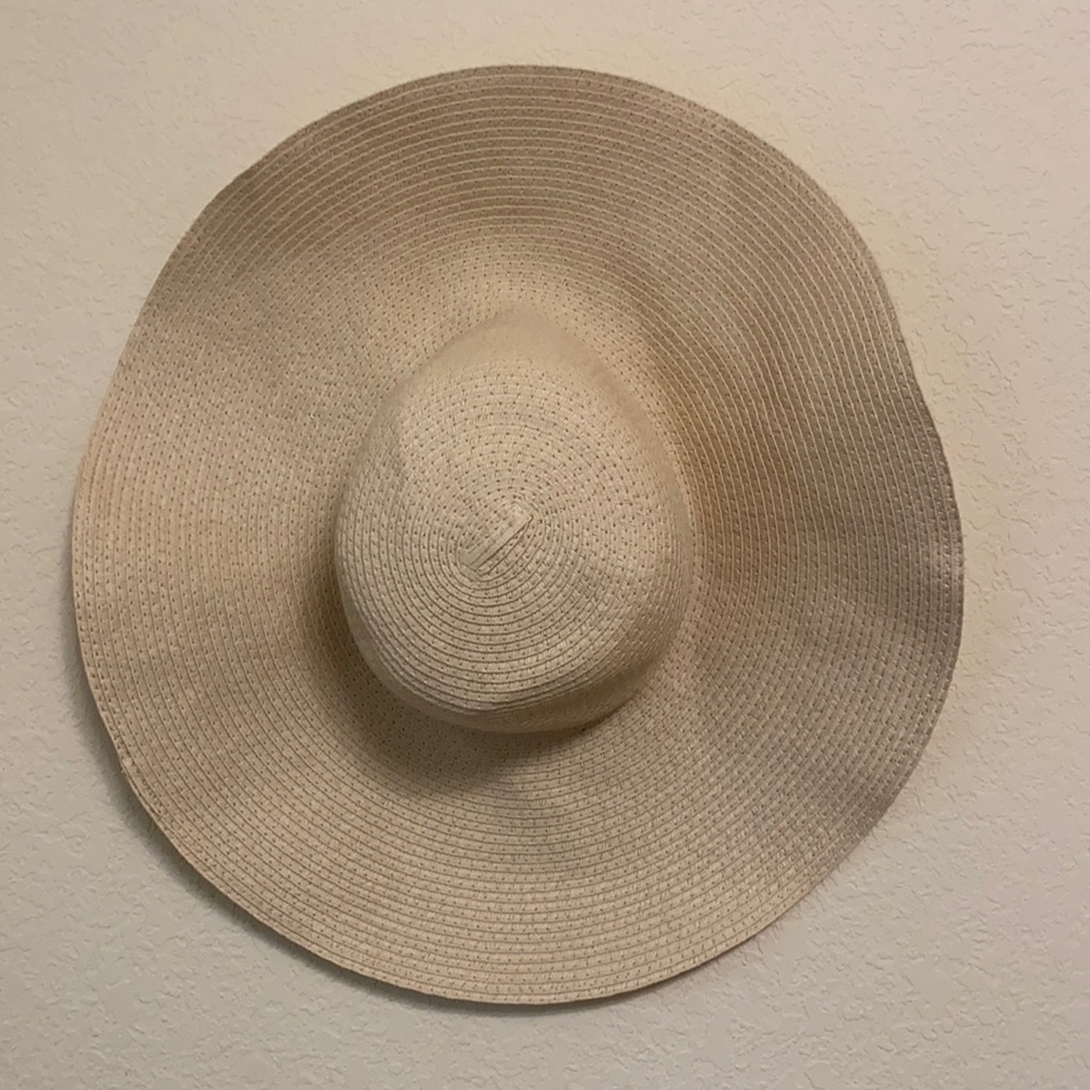 Floppy Beach Hat